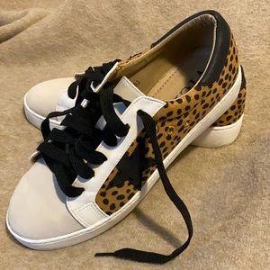 Vici Marcie Casual Cheetah Print Sneakers